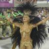 Claudia Leitte desfila com fantasia de R$ 100 mil como rainha de bateria da Mocidade neste domingo, 7 de fevereiro de 2016