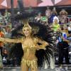 Claudia Leitte desfila com fantasia de R$ 100 mil como rainha de bateria da Mocidade neste domingo, 7 de fevereiro de 2016
