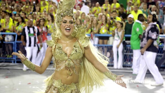 Paloma Bernardi brinca sobre sua fantasia na Grande Rio: 'Sou o troféu'. Vídeo!