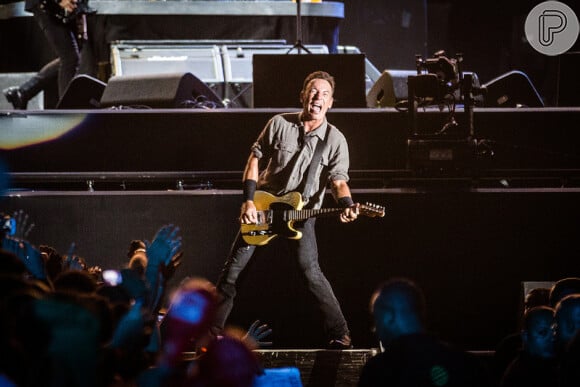 Bruce Springsteen contagiou o público com sua energia e simpatia