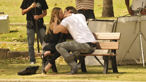 Amarilys propõe ser amante de Eron em 'Amor à Vida' e o advogado a beija: fotos!