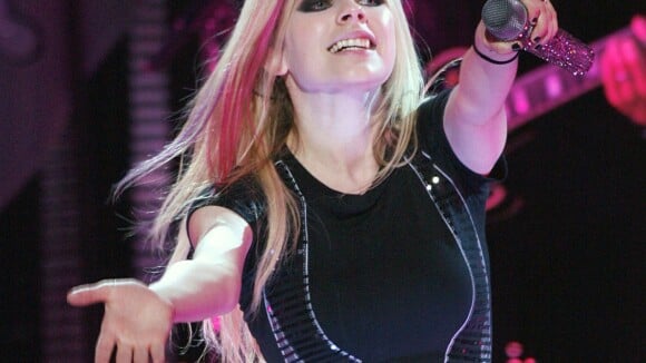 Recém-casada, Avril Lavigne chega aos 29 anos a um mês de lançar seu 5° álbum