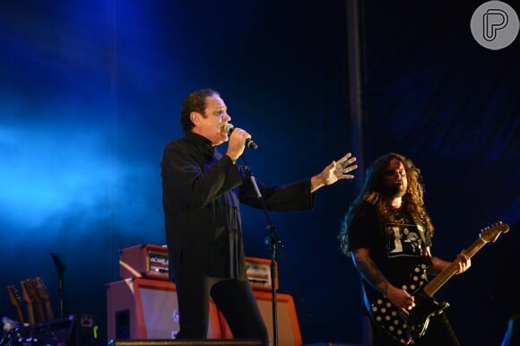 Entre as seis canções tocadas pelo artista, 'Admirável Gado Novo', a escolhida para fechar o show, foi acompanhada pelo público como um hino