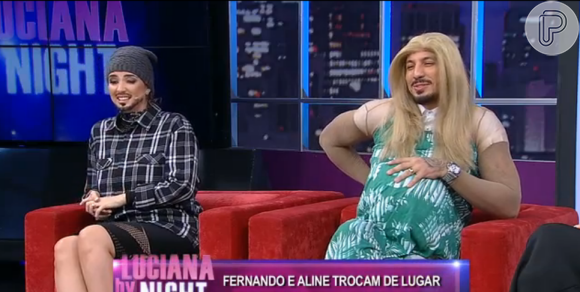 EX-BBBs Aline Gotschalg e Fernando Medeiros trocam de papel no programa 'Luciana By Night' e ela diz: 'Já saí de casa sem calcinha'. Revelação foi feita na noite de terça-feira, 09 de março de 2016