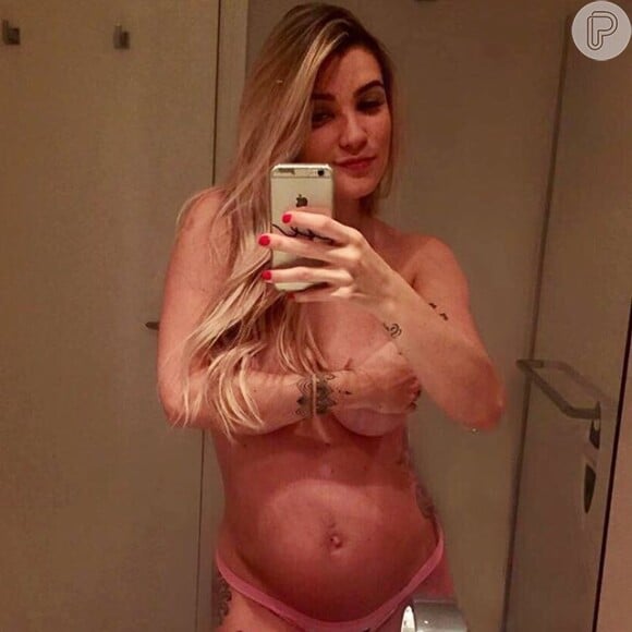 Ex-BBB Aline Gotschalg está no nono mês de gravidez