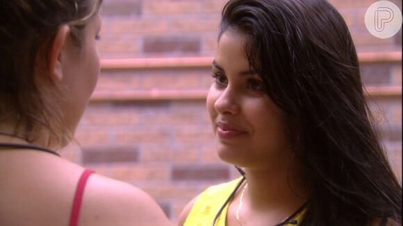 Maria Cláudia conversou com Munik e falou o que ouviu de Renan, mas pediu para ela não criar expectativas