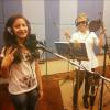 Joelma deve lançar seu primeiro CD solo em abril. A cantora gravou uma faixa ao lado dos filhos Natália, Yago e Yasmin (com ela na foto)