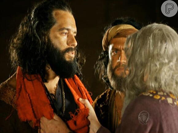 Em 'José do Egito', Ruben (Guilherme Winter) se arrependeu da maldades cometidas no passado