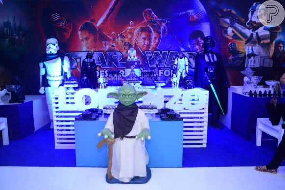 Luciana Gimenez comemora aniversário de 5 anos do filho caçula, Lorenzo, em festa com tema 'Star Wars', em São Paulo, nesta quinta-feira, 17 de março de 2016