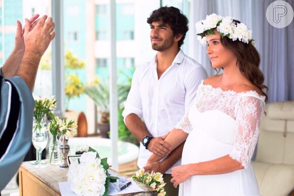 Deborah Secco e Hugo Moura se casaram em fevereiro de 2015