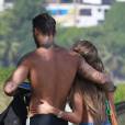 Lucas Lucco e a estudante Mariana Queiroz deixaram juntos a praia da Barra da Tijuca
