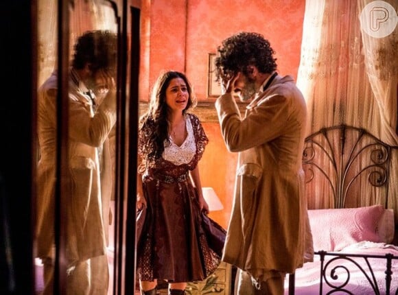 Afrânio (Rodrigo Santoro) proíbe que Tereza (Julia Dalavia) fique com Santo (Renato Góes) mesmo depois de saber que ela está grávida, na novela 'Velho Chico'