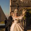 Tereza (Julia Dalavia) é obrigada por Afrânio (Rodrigo Santoro) a se casar, na novela 'Velho Chico'