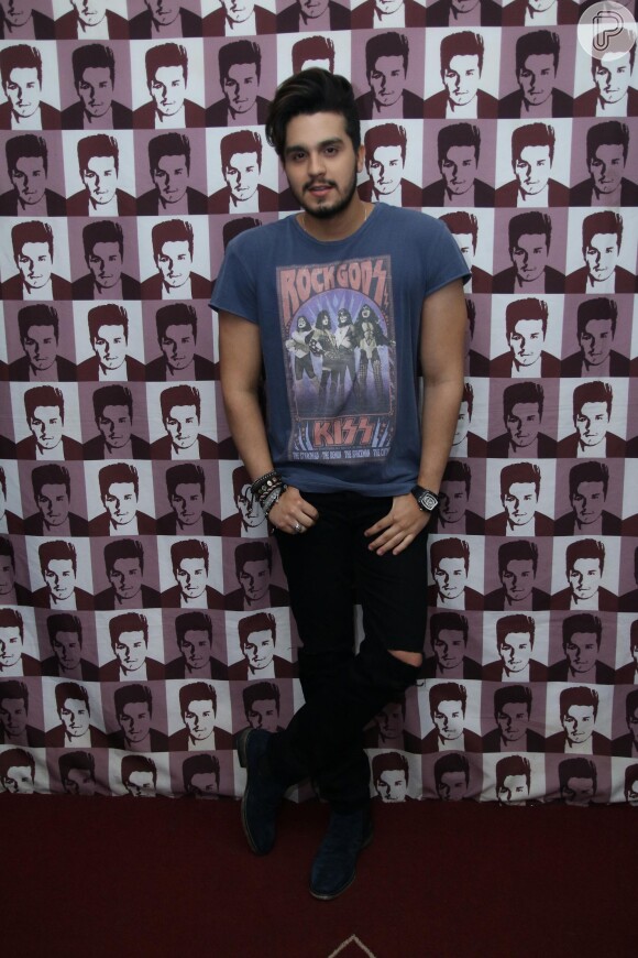 Luan Santana faz show no Barra Music, no Rio, nesta sexta-feira, 1º de abril de 2016