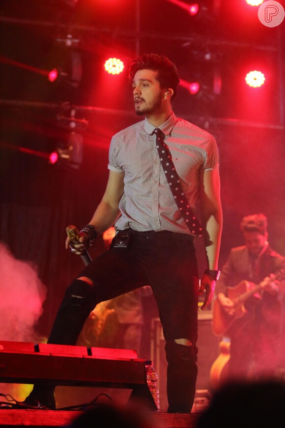 Luan Santana faz show no Barra Music, no Rio, nesta sexta-feira, 1º de abril de 2016