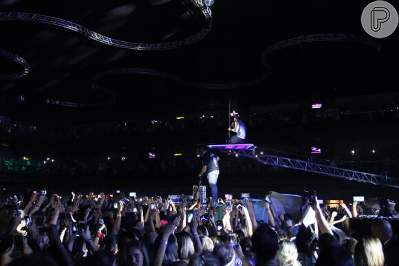 Luan Santana faz show no Barra Music, no Rio, nesta sexta-feira, 1º de abril de 2016