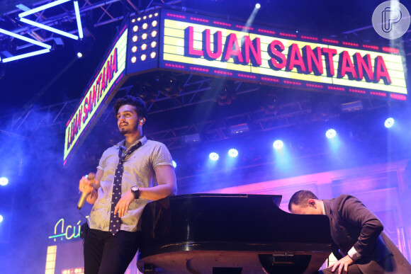 Luan Santana faz show no Barra Music, no Rio, nesta sexta-feira, 1º de abril de 2016