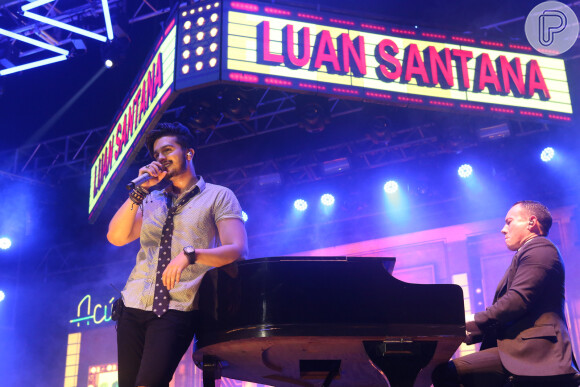 Luan Santana faz show no Barra Music, no Rio, nesta sexta-feira, 1º de abril de 2016