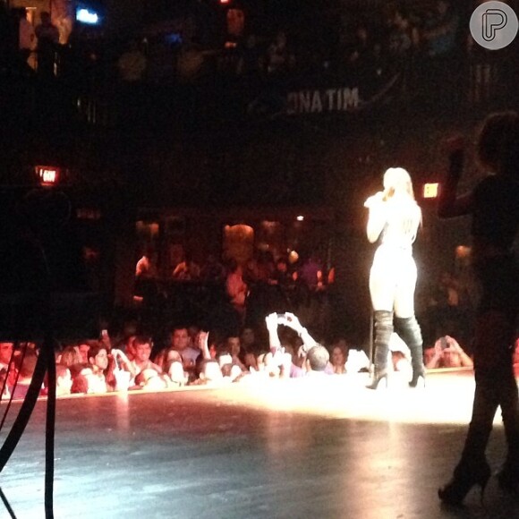 Anitta fez o seu primeiro show nos Estados Unidos em 3 de outubro de 2013