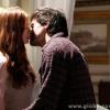 Thales (Ricardo Tozzi) tenta beijar Nicole (Marina Ruy Barbosa), em cena de 'Amor à Vida'