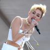 Miley Cyrus vibra com o lançamento do álbum 'Bangerz'