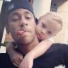 Neymar publica foto com o filho, davi Lucca, no Dia das Crianças, em 12 de outubro de 2013