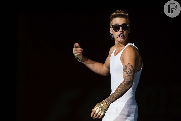 Justin Bieber foi acusado de ter agredido o empresário Aex Madden em uma boate da Coreia do Sul, publicado em 14 de outubro de 2013