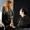 Glauce (Leona Cavalli) e Félix (Mateus Solano) se beijam e ele a acusa de assédio, em 'Amor à Vida'