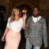 Kim Kardashian e Kanye West não se entendem por causa de criação de linha de roupas para bebê, em 15 de outubro de 2013