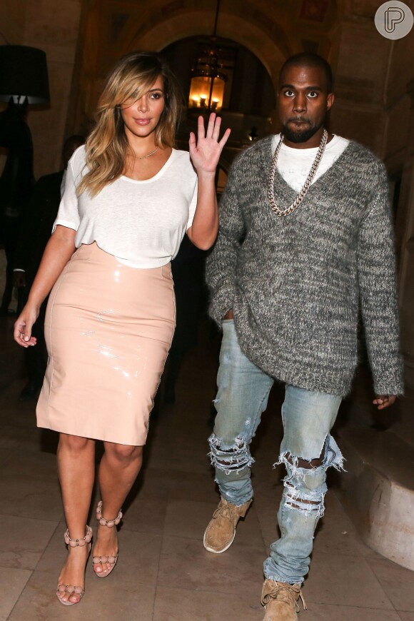 Kim Kardashian e Kanye West não se entendem por causa de criação de linha de roupas para bebê, em 15 de outubro de 2013