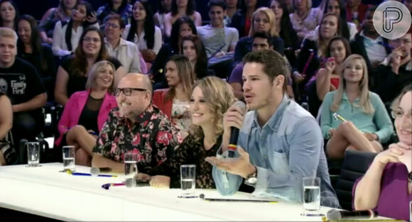 José Loreto diz que só usa sunga branca na piscina de casa, em conversa no programa 'Amor & Sexo', exibido em 17 de outubro de 2013