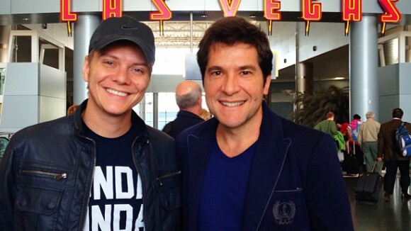Michel Teló e Daniel se encontram em Las Vegas, a caminho do Grammy Latino 2012