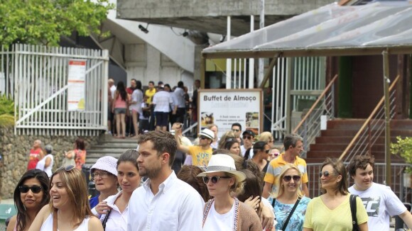Diane Kruger e Joshua Jackson visitam o Pão de Açúcar no Rio de Janeiro