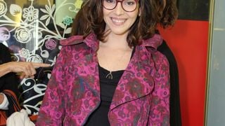 Taina Müller e Lua Blanco prestigiam inauguração de loja de cosméticos no Rio