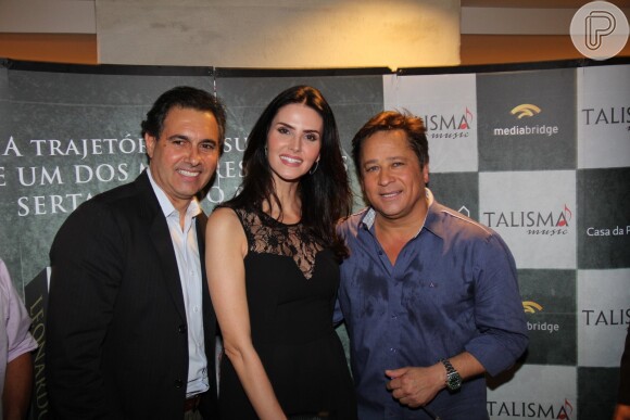 Leonardo com a atriz Lisandra Souto e seu namorado, Gustavo Fernandes