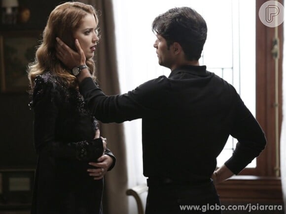 Franz (Bruno Gagliasso) pede a Silvia (Nathalia Dill) que não use sua gravidez para se aproximar dele, em 'Joia Rara'