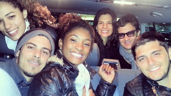 Bruno Gissoni volta ao Brasil com elenco de 'Em Família': 'Lindos dias em Viena'