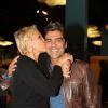 Xuxa está namorando o ator e cantor Junno Andrade desde o início do ano