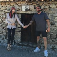 Marcos Mion viaja a Portugal após câncer da mulher, Suzana Gullo: 'Peregrinação'