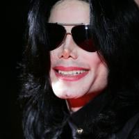 Michael Jackson morreu virgem, afirma Sullivan, autor da biografia do rei do pop