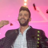 Gusttavo Lima reduz cachê para R$ 90 mil para cantar em formatura, diz jornal