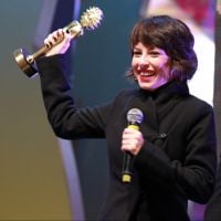 Andreia Horta ganha o Kikito de Melhor Atriz por atuação no longa 'Elis'. Fotos!