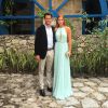 Marina Ruy Barbosa posou ao lado do noivo, Xandinho Negrão, e compartilhou fotos em seu Instagram neste domingo, 4 de setembro de 2016