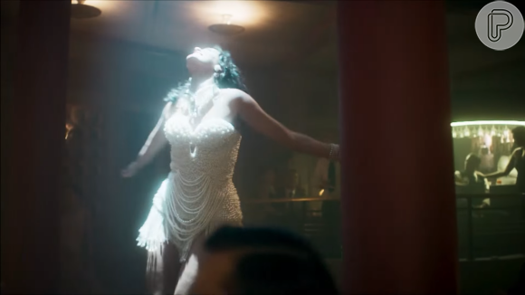 Bruna Marquezine usa figurino sensual em teaser de 'Nada Será Como Antes' divulgado nesta segunda-feira, dia 05 de setembro de 2016