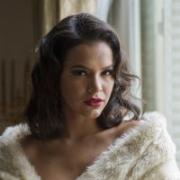 Bruna Marquezine avalia personagem sexy em série: 'Achava muito mulher pra mim'
