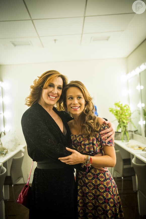 Antes de começar a gravar 'A Lei do Amor', Claudia Raia fez uma participação especial em 'Haja Coração' ao lado de Mariana Ximenes