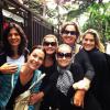 Adriana Esteves apareceu com as amigas Carolina Ferraz, Priscila Fantin, Helena Ranaldi, Fernanda Rodrigues e Claudia Jimenez, que postou a foto em sua conta no instagram no Instagram