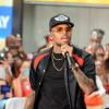 Chris Brown tem dia livre da clínica de reabilitação