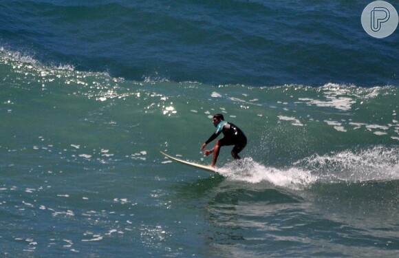 Cauã surfa no Rio