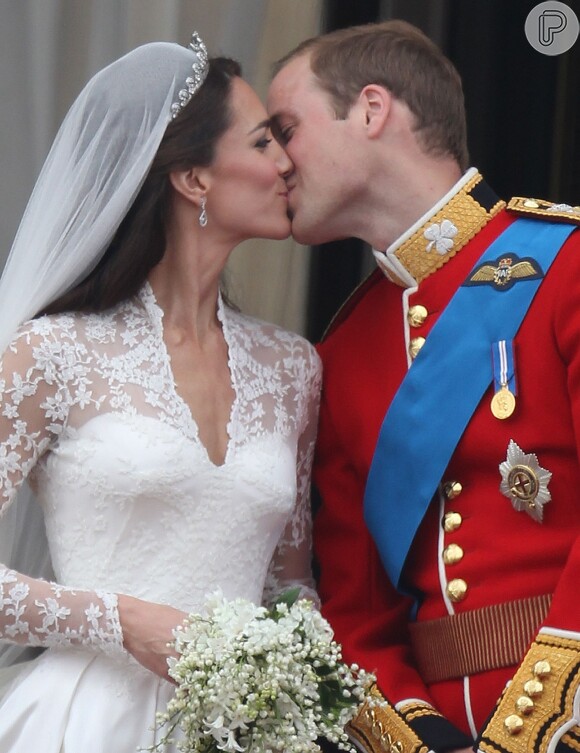 Kate Middleton e príncipe William no dia do casamento, em 2011. A duquesa fez uma dieta pouco antes da cerimônia para ficar mais sequinha no grande dia